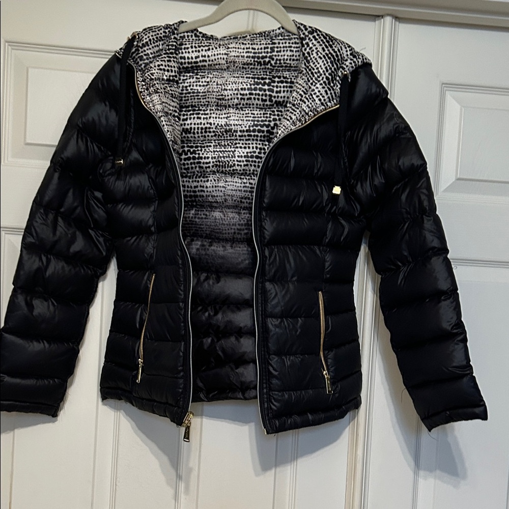 Calvin Klein Reversible Black Puffer Jacket with Patterned Lined Hood